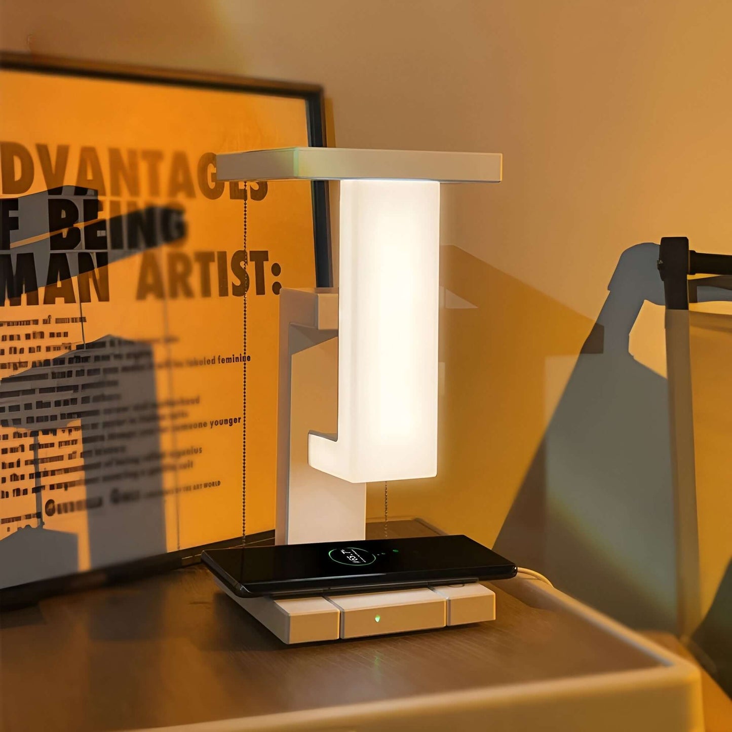 auraglow glravity 1 desk lamp with wireless charging feature